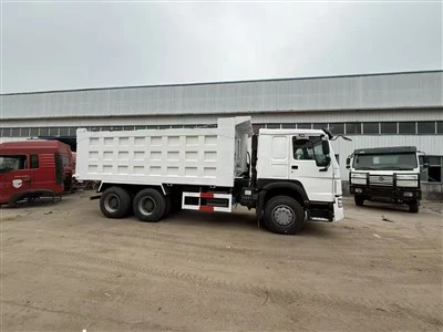 리퍼브 트럭 덤프 바디 4 × 371 엔진 새 타이어 택시